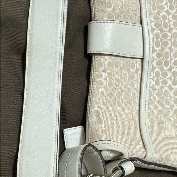 Coach Handbag - Picture 7 of 7